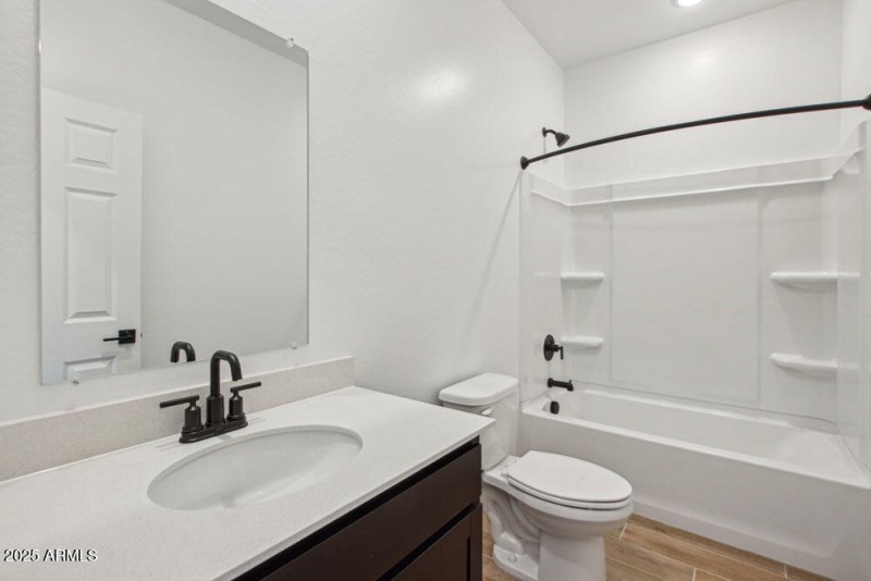 15-web-or-mls-W Old Timer Rd-05042025-01