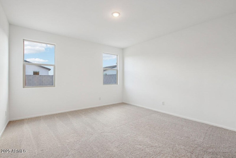 23-web-or-mls-W Old Timer Rd-05042025-02