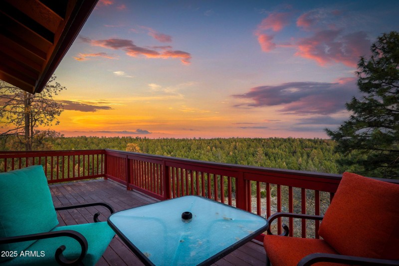 2901RidgeCir-HeberOvergaardAZ-Twilights-