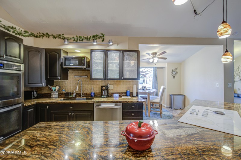 Kitchen 7