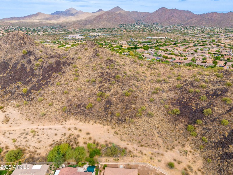 13358 E Mountain View Rd - 9