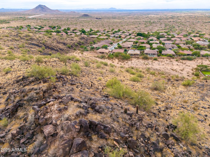 13358 E Mountain View Rd - 11