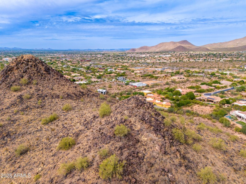 13358 E Mountain View Rd - 15