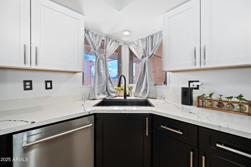 Kitchen sink