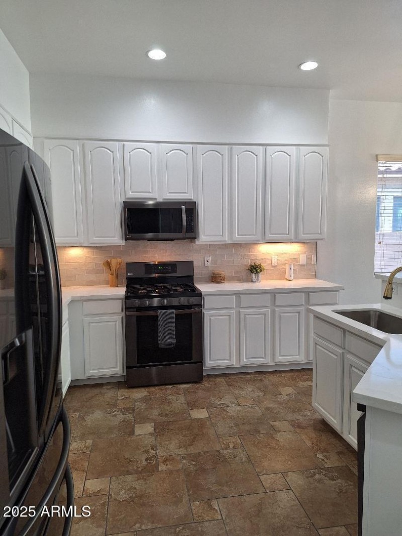 kitchen new 1
