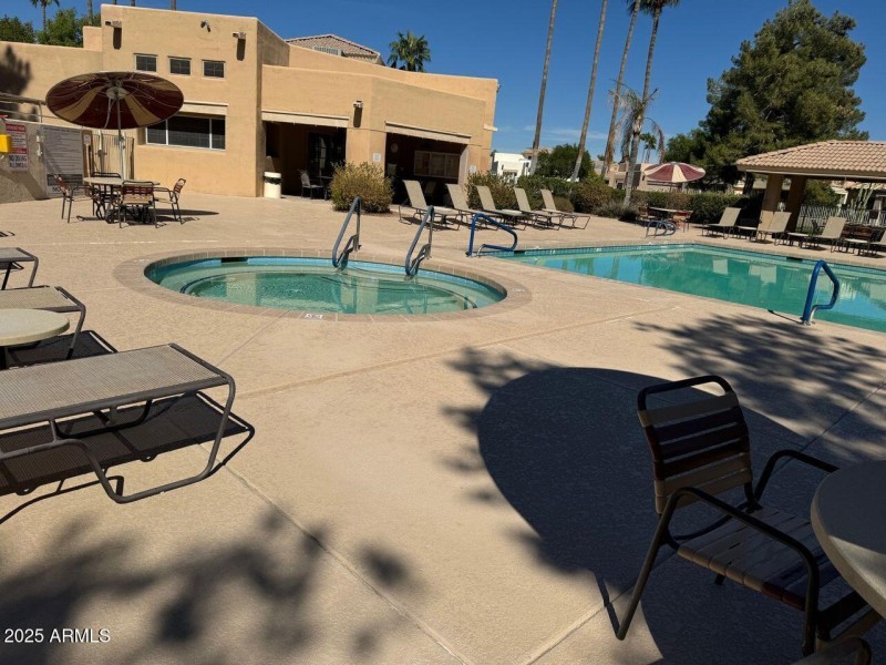 Zuni_Pool_Spa