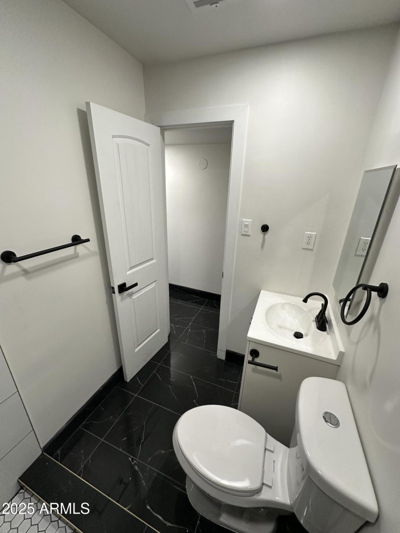 Apt 4,5,6,7 Kitchen - Bathroom