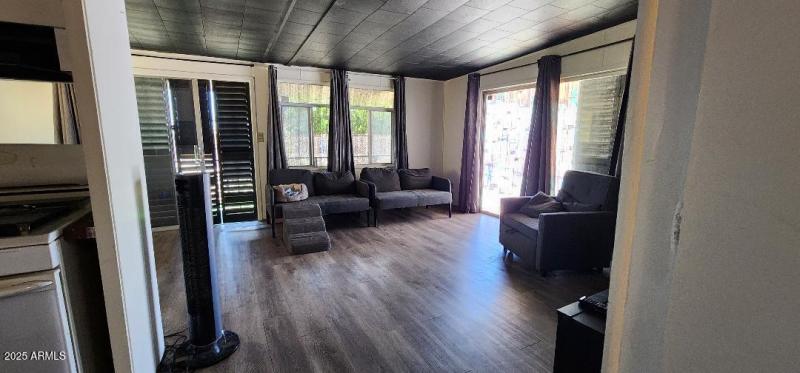 bigleow living room 2