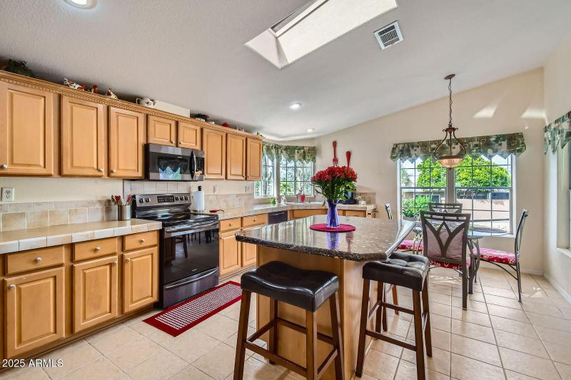 11201 N El Mirage Rd # F2 - Web Quality