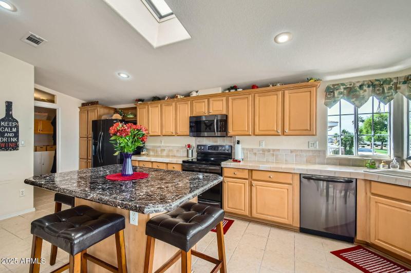 11201 N El Mirage Rd # F2 - Web Quality