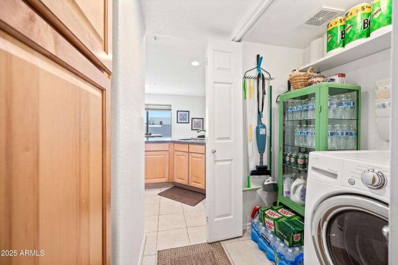 32-16631EELB212-ocupix