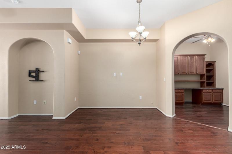 08 Mountain View 12107