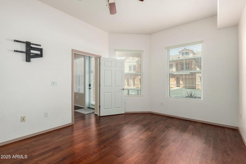 12 Mountain View 12107