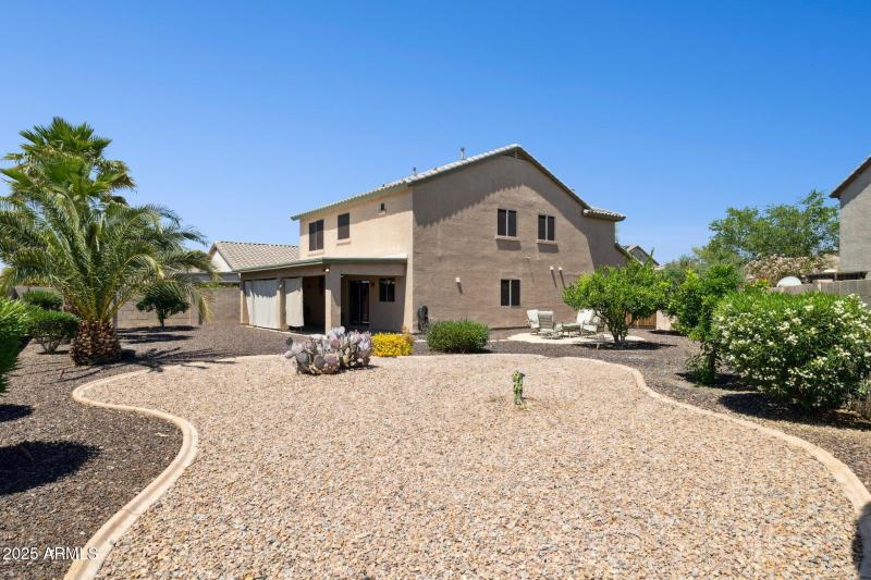 37-web-or-mls-21019-n-sansom-dr