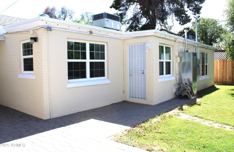 BACK OF HOUSE
