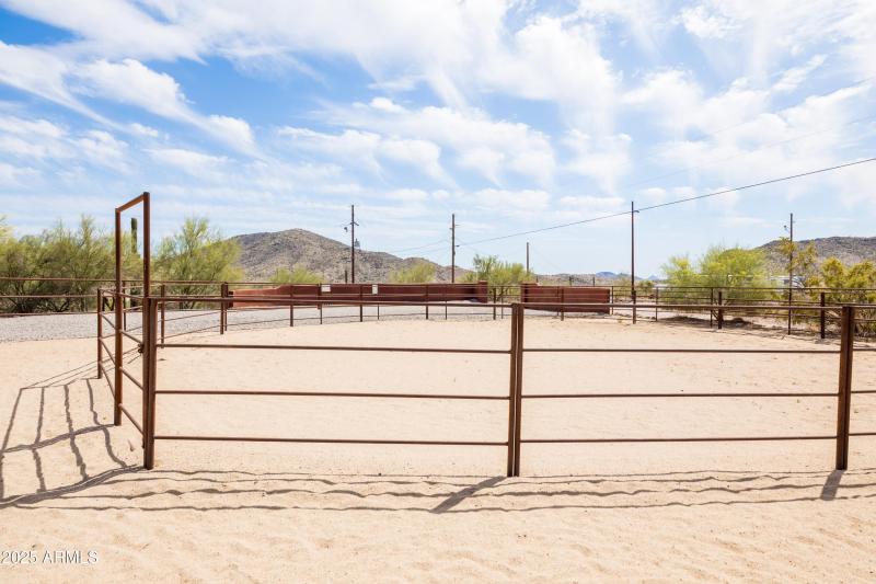 Round Pen