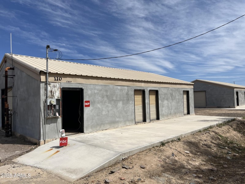 Exterior (12)