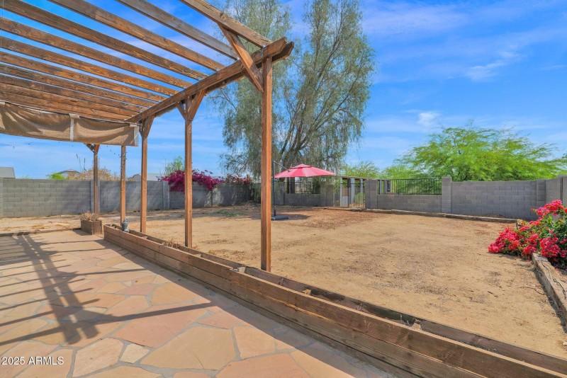 35-web-or-mls-P1199959
