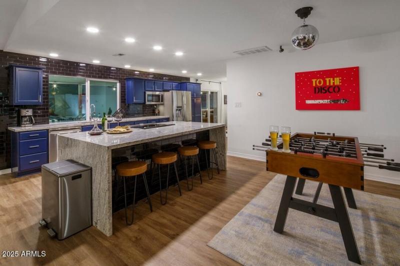 57FEC4A2-C97D-4A2A-8FC9-DFA7E1C89BF0_1_1