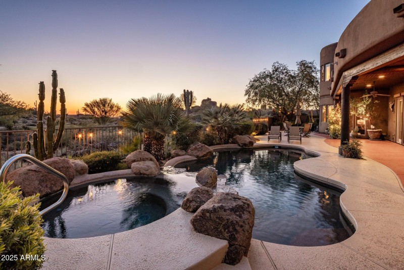 Pool & Spa Twilight