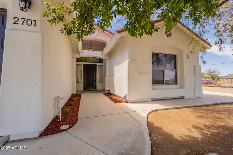 Entry Walk