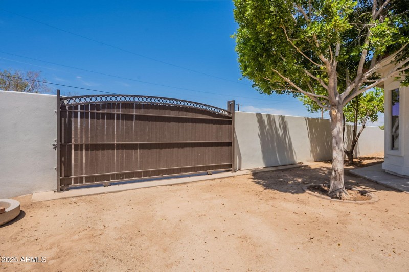 2nd RV Gate
