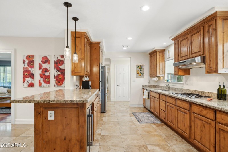 Breakfast Bar with
