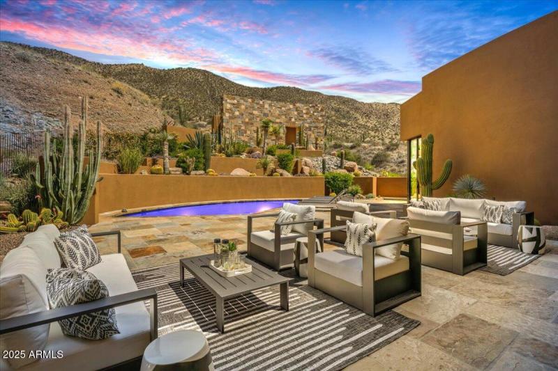 085-Back Patio Details