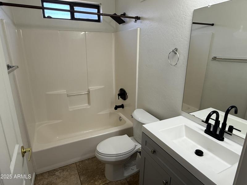 2nd Bathroom