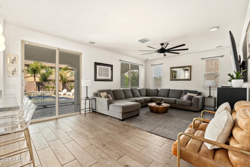 31020 N 5th St - 09