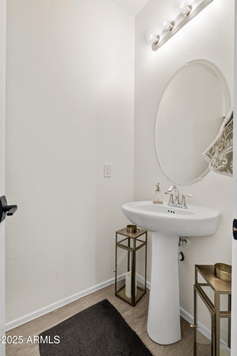 31020 N 5th St - 33