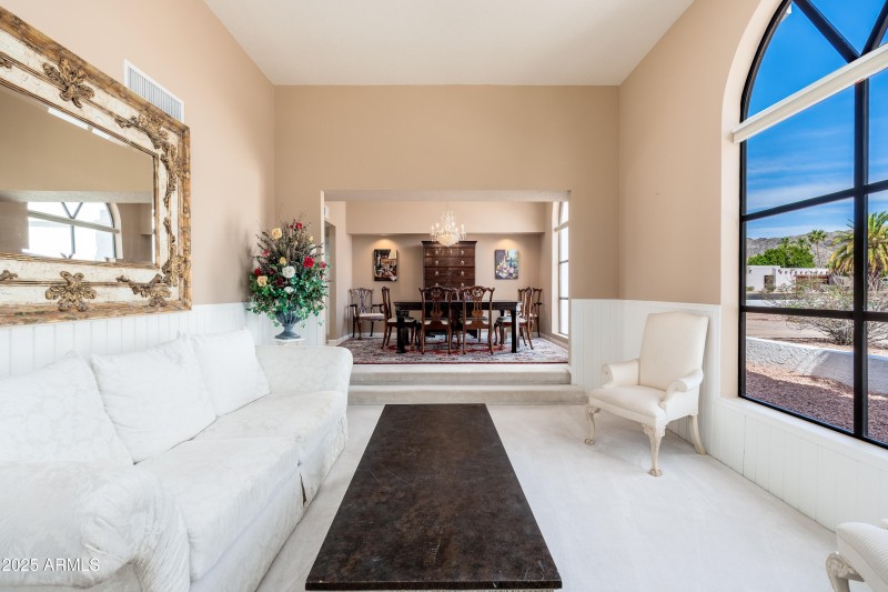 Living room 13' L x 16' W