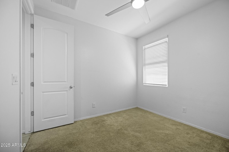 40015WCraneDrive-15