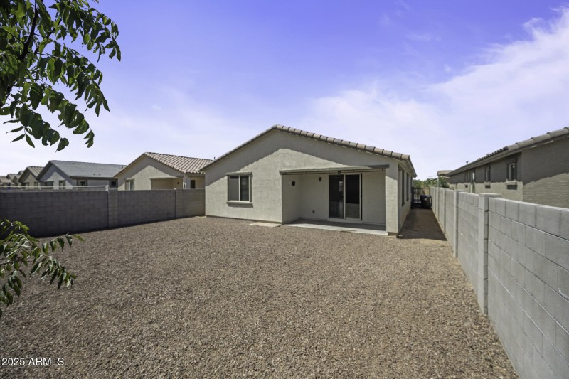 40015WCraneDrive-38