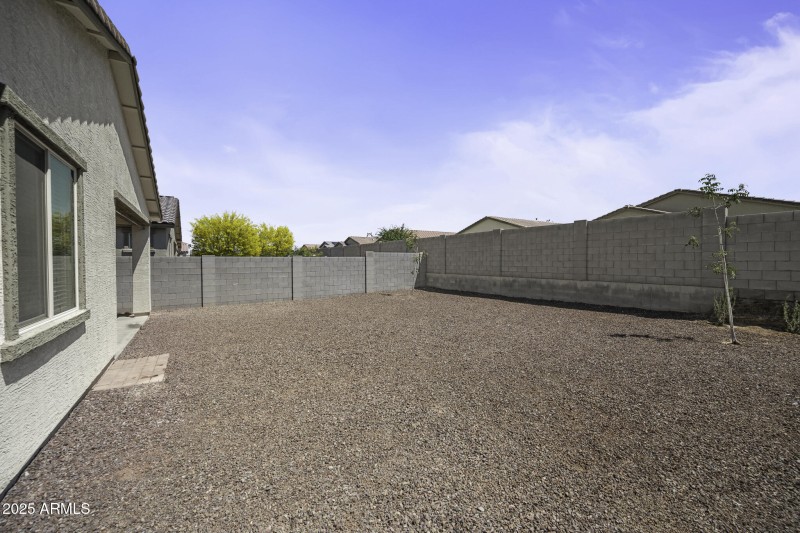 40015WCraneDrive-40