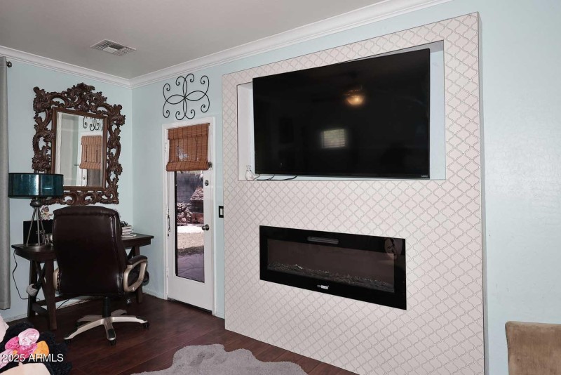 Primary Bedroom-Fireplace