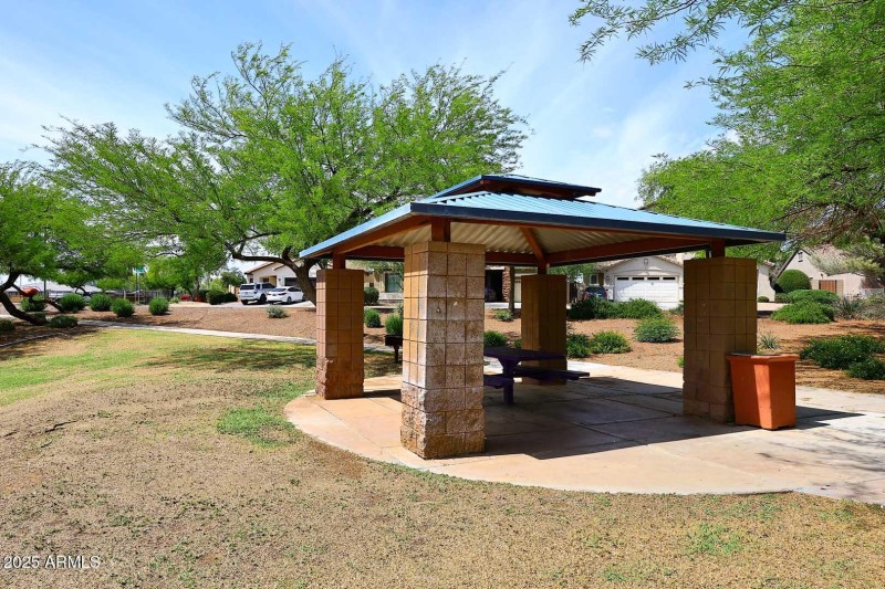 Community Park-Ramada