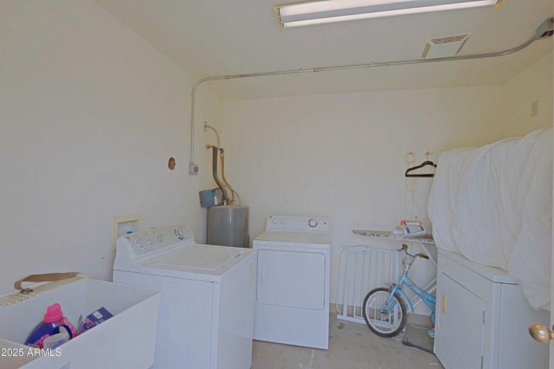 Apartments - Shared Laundry Room