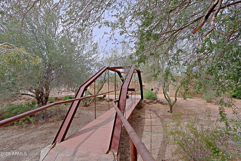 House - Bridge to House 3