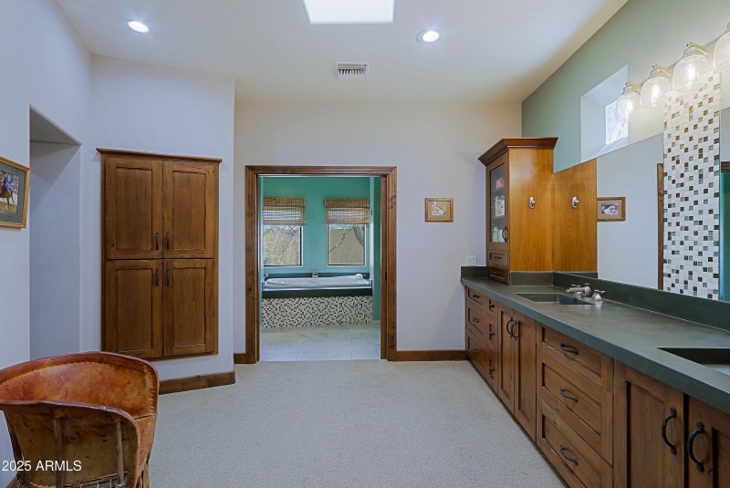 House - Master Bath 1