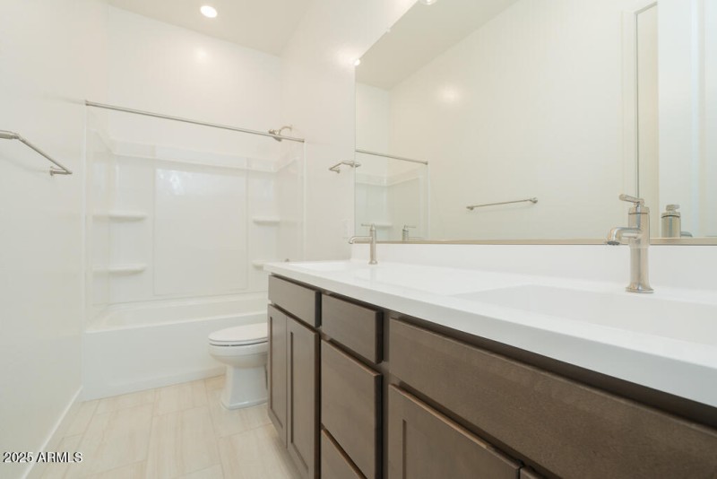 Tri Pointe Terraza 91 - Bathroom 2-1MLS