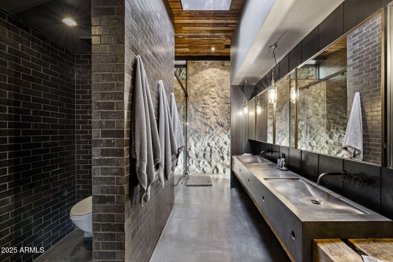 31-Primary Bathroom 3