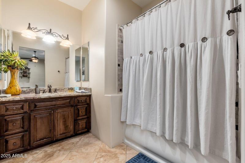 13206 N 64th St - 37