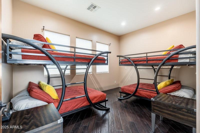 13206 N 64th St - 38