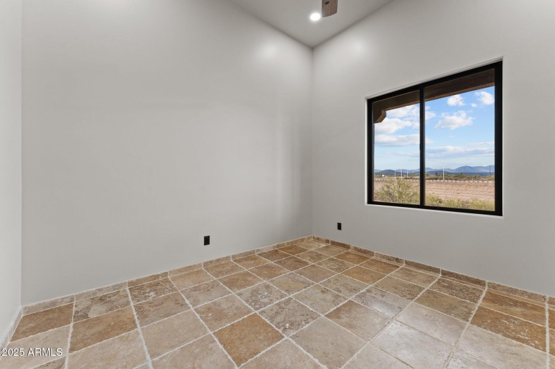 12-web-or-mls-DSC05557