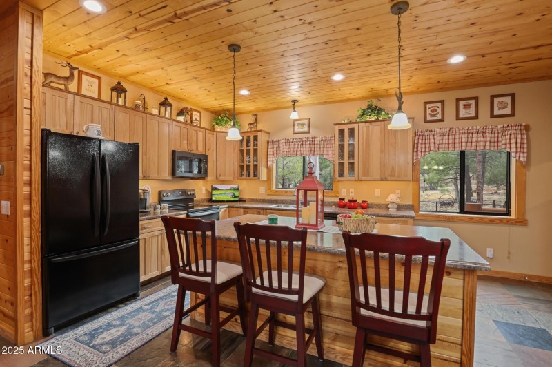 Breakfast bar