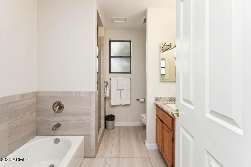 2nd Full Bathroom