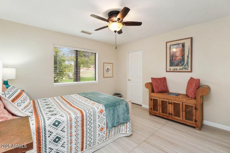 2nd Bedroom