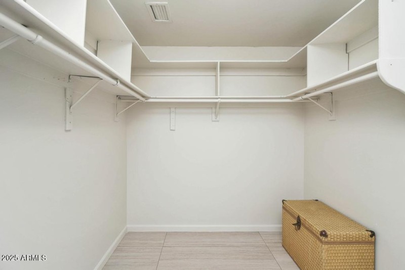 Master Walk In Closet
