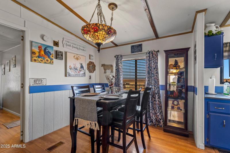 8613 Reata Rd, Winslow-44